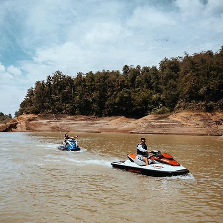 Cardinal Glamping Hotel Guatapé Kültér fotó