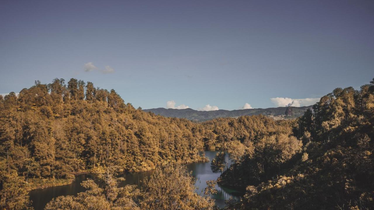 Cardinal Glamping Hotel Guatapé Kültér fotó