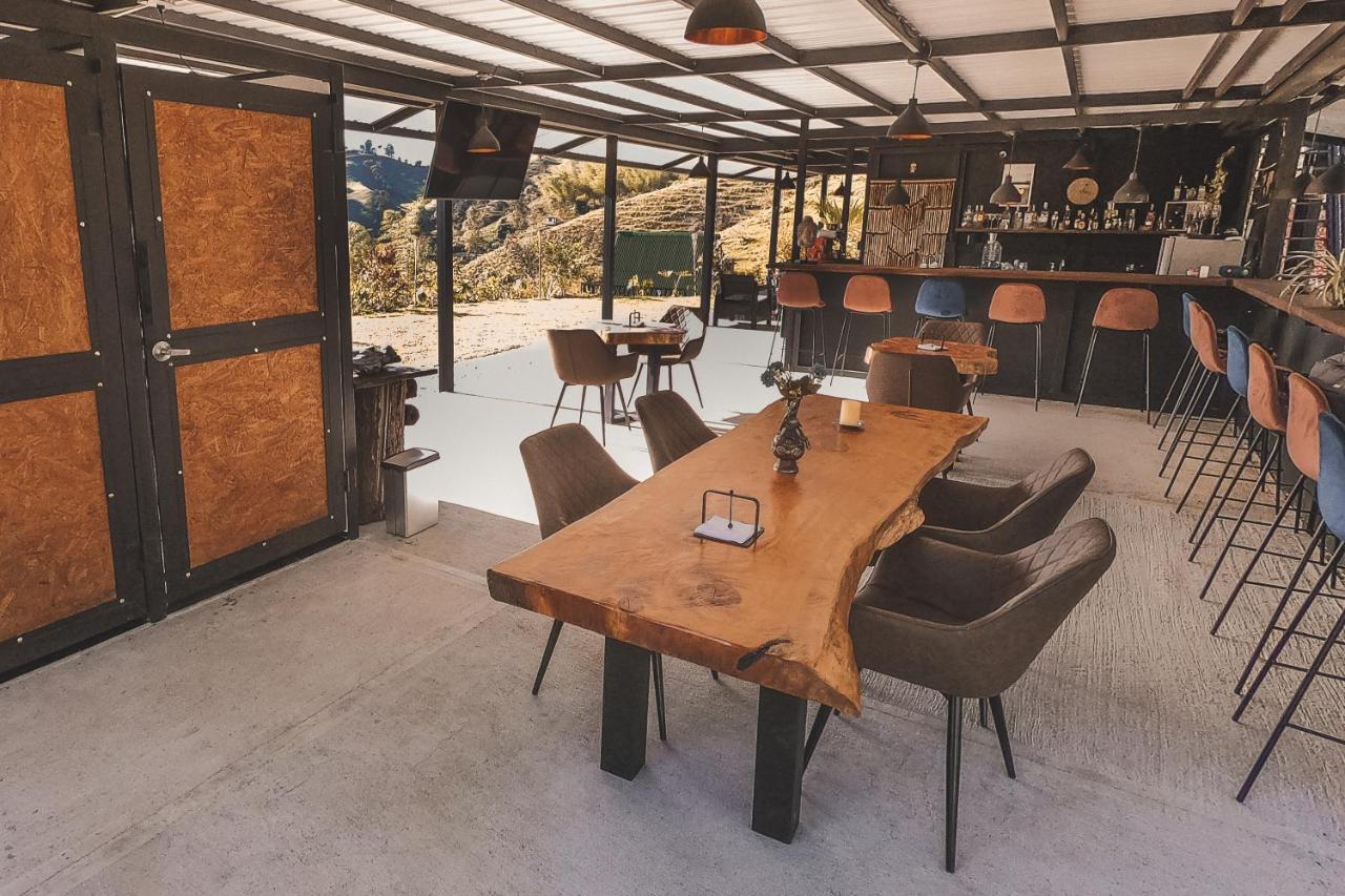Cardinal Glamping Hotel Guatapé Kültér fotó