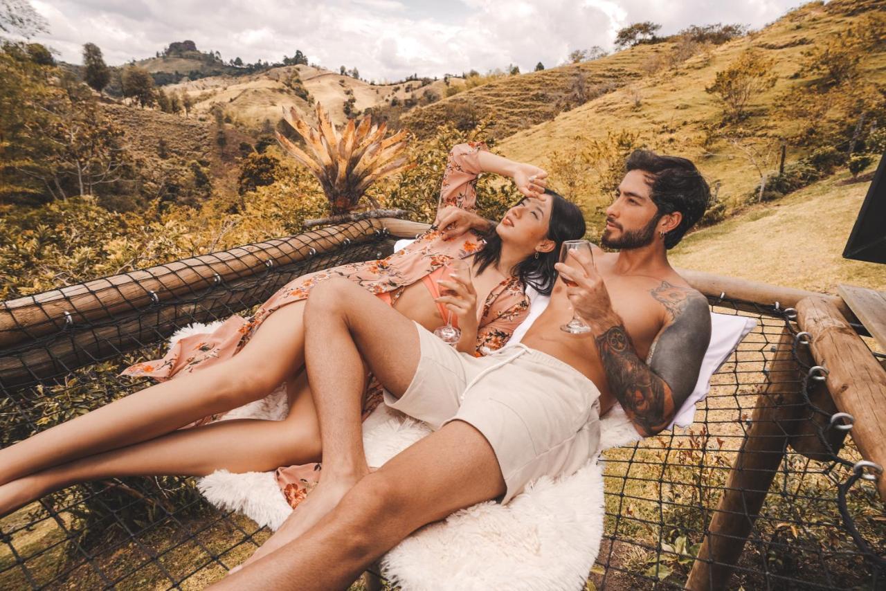 Cardinal Glamping Hotel Guatapé Kültér fotó