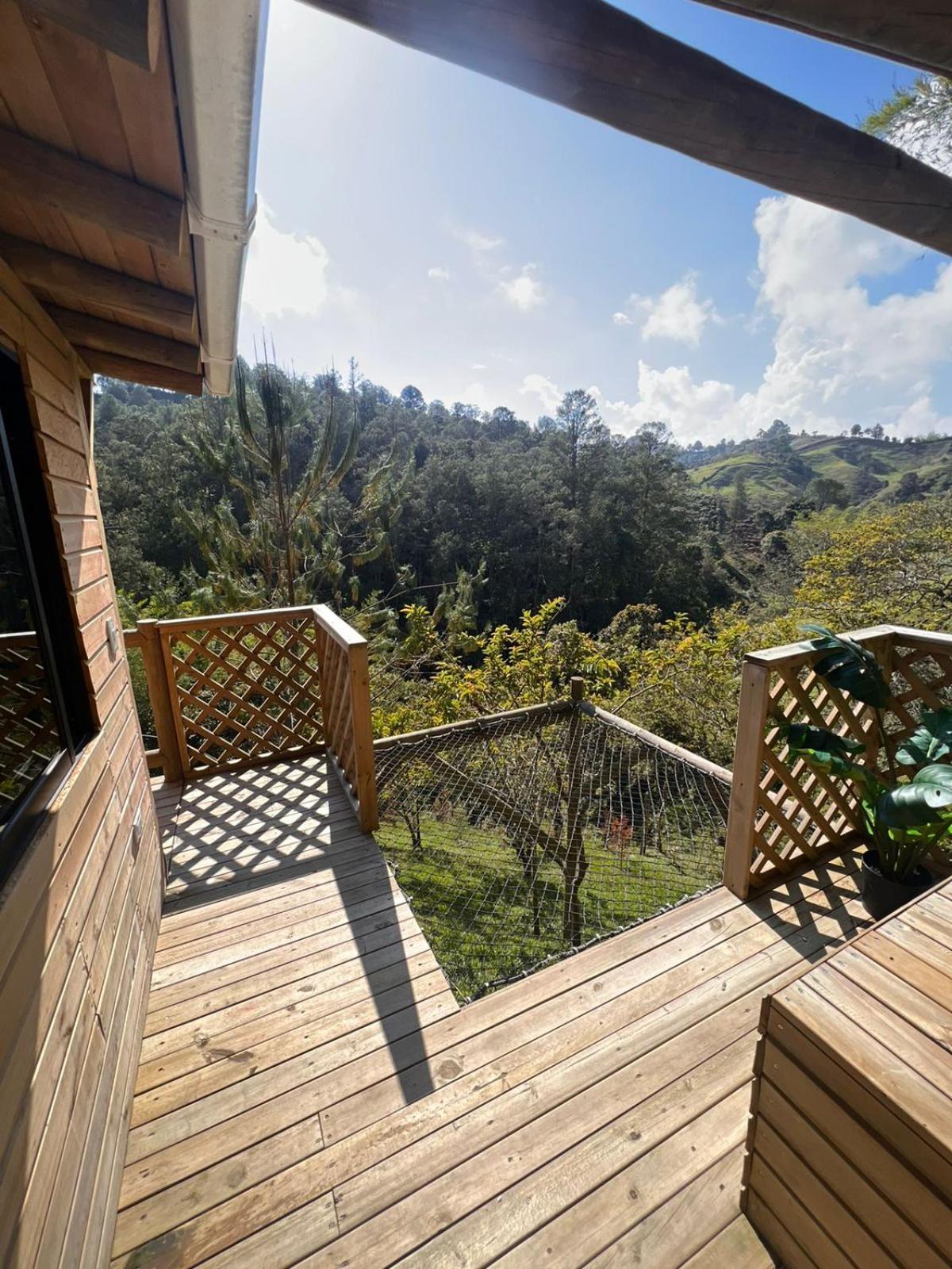 Cardinal Glamping Hotel Guatapé Kültér fotó